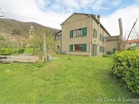 Appartamento in vendita a Pontremoli