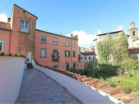 Appartamento in vendita a Pontremoli