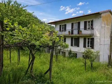 Villa in vendita a Pontremoli