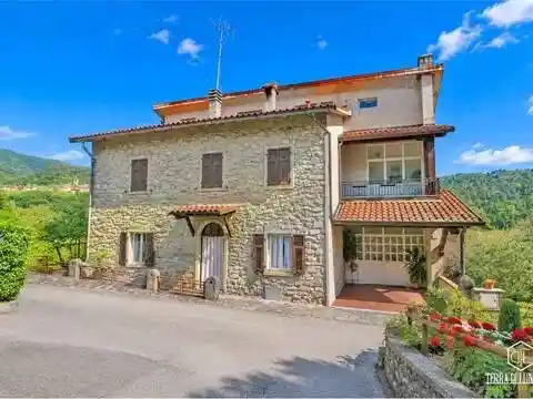 Villa in vendita a Pontremoli