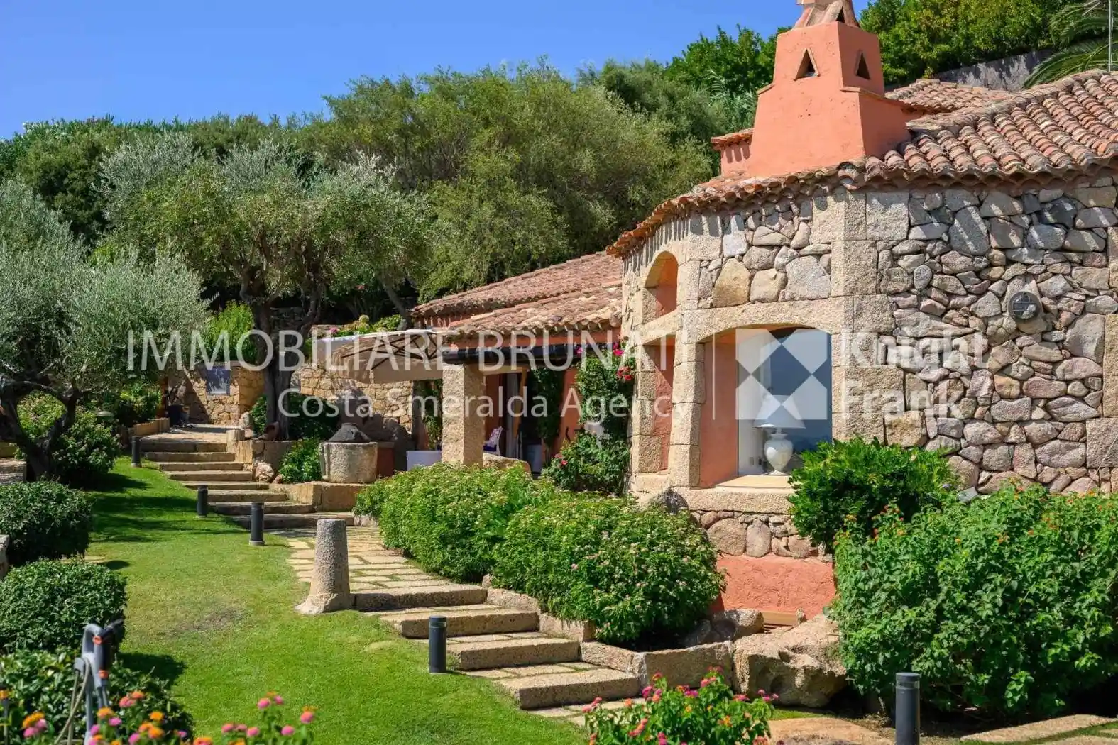 Villa in vendita a Arzachena