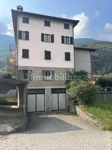 Villa in vendita a Cosio Valtellino