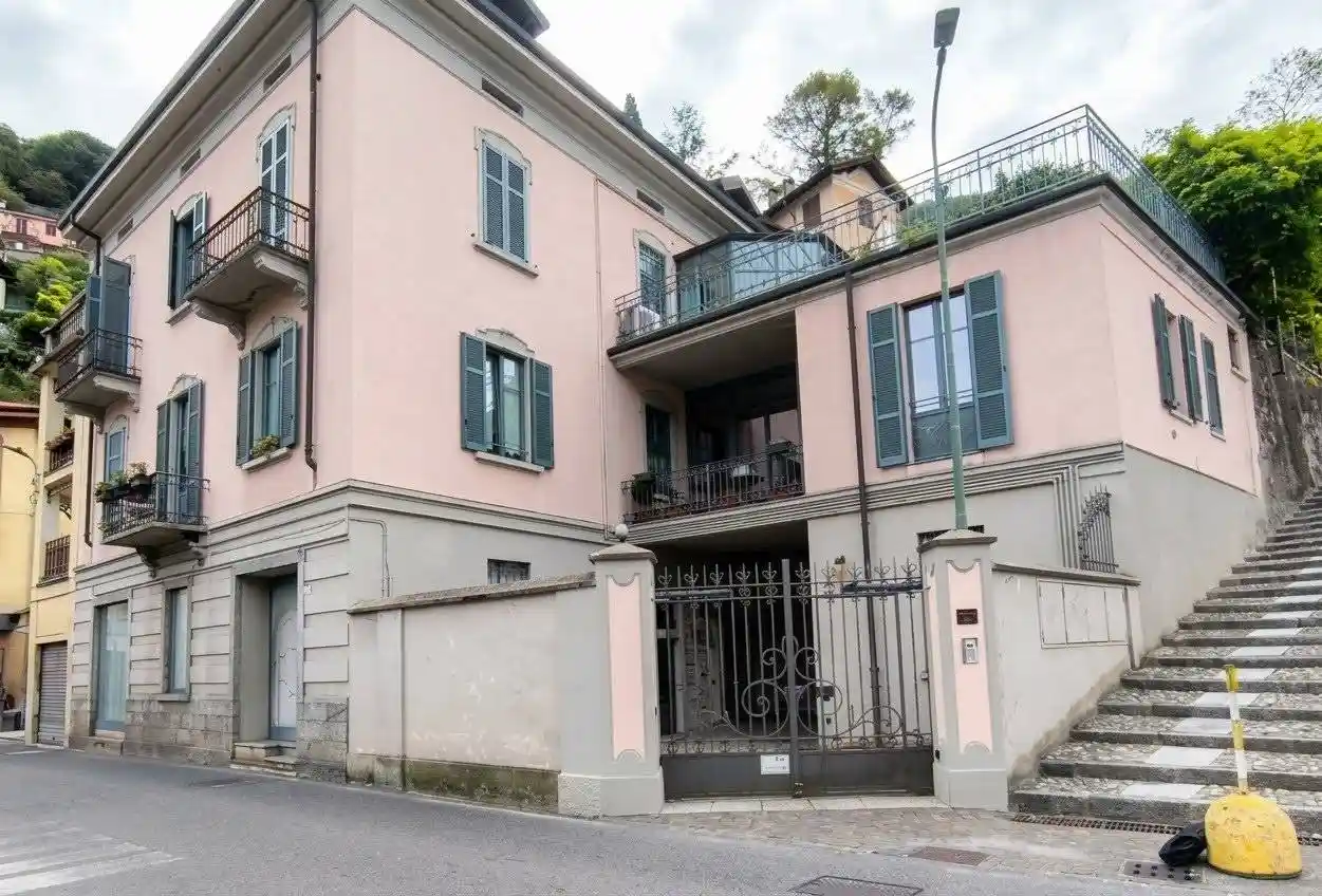 Appartamento in vendita a Blevio