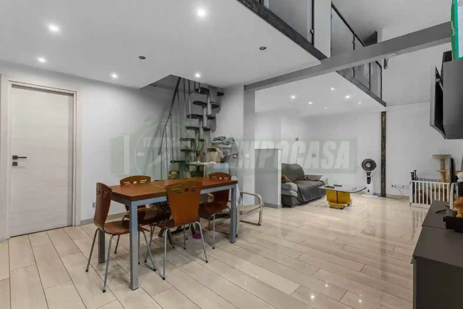 Loft - foto 5