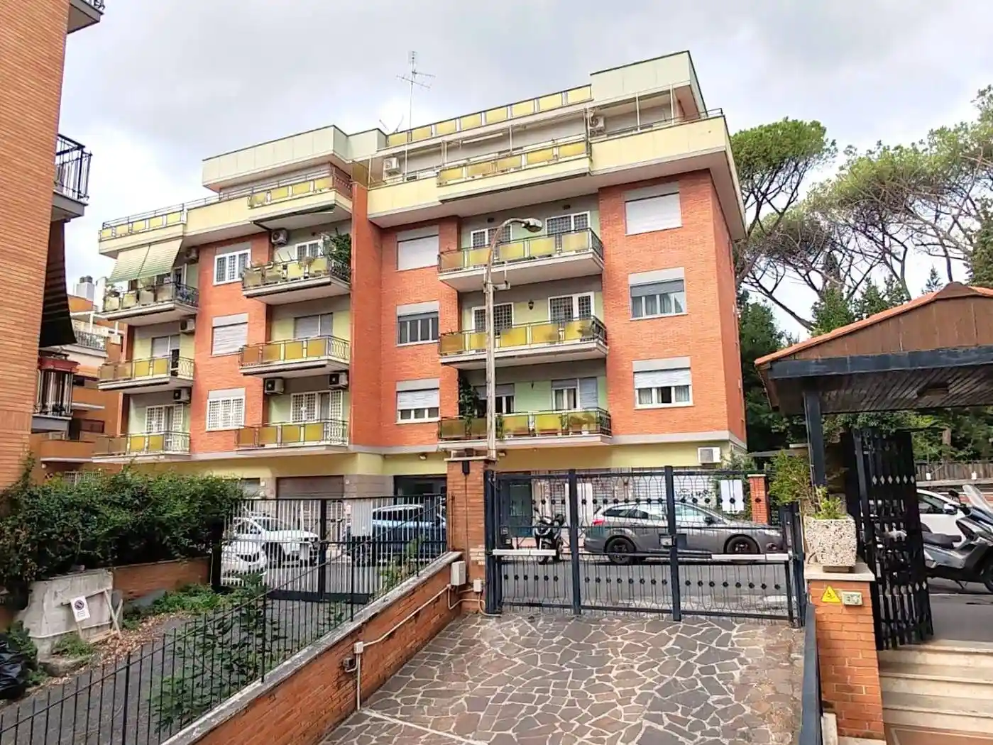 Appartamento in vendita a Roma