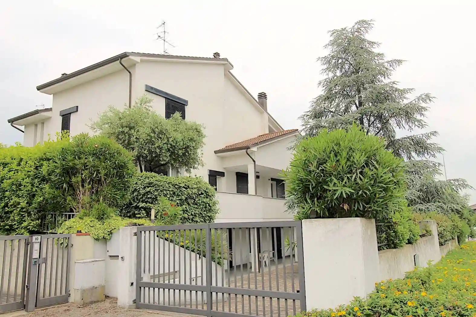 Villa - foto 2