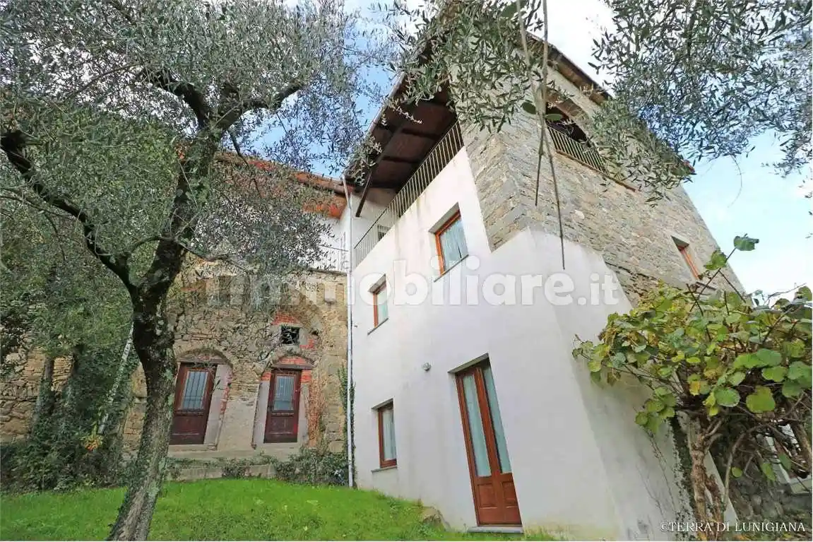 Rustico - Casale in vendita a Pontremoli