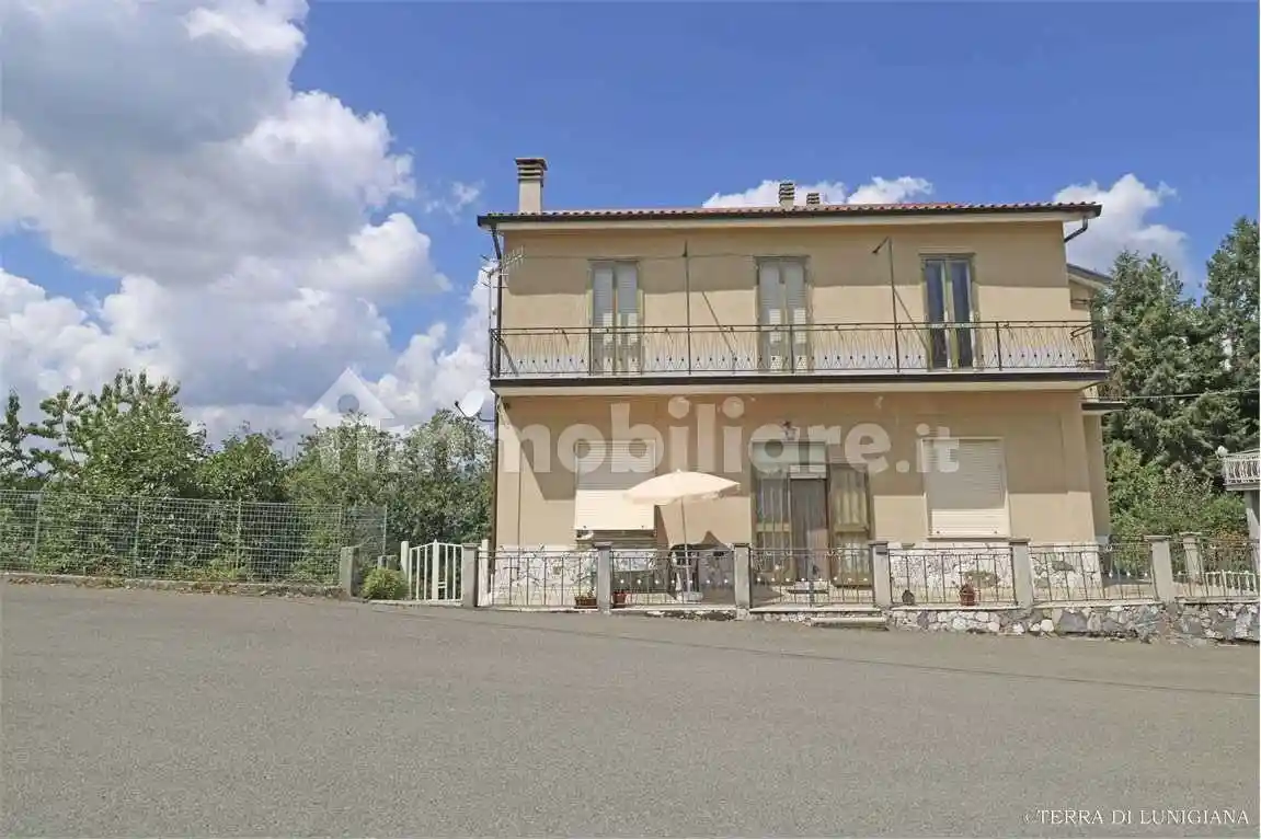 Casa indipendente in vendita a Mulazzo