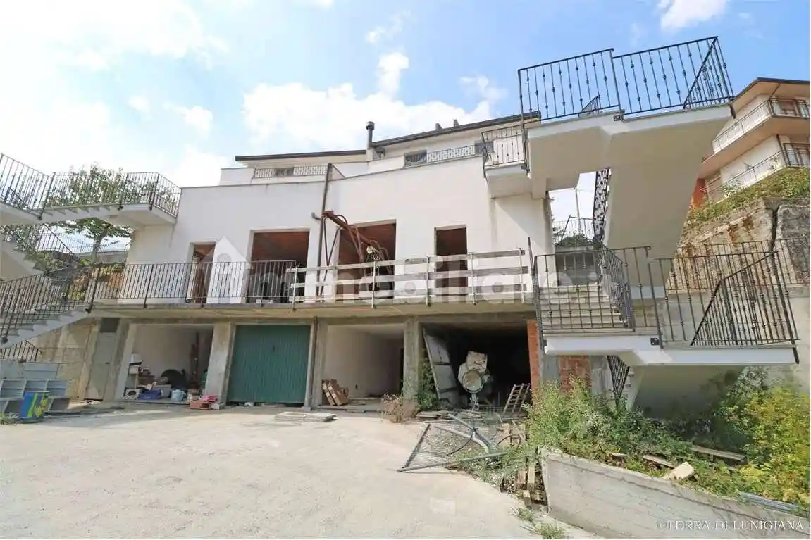 Villetta a schiera in vendita a Pontremoli