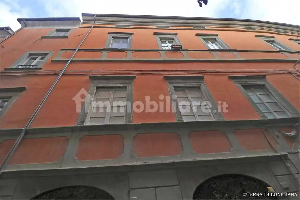 Appartamento in vendita a Pontremoli