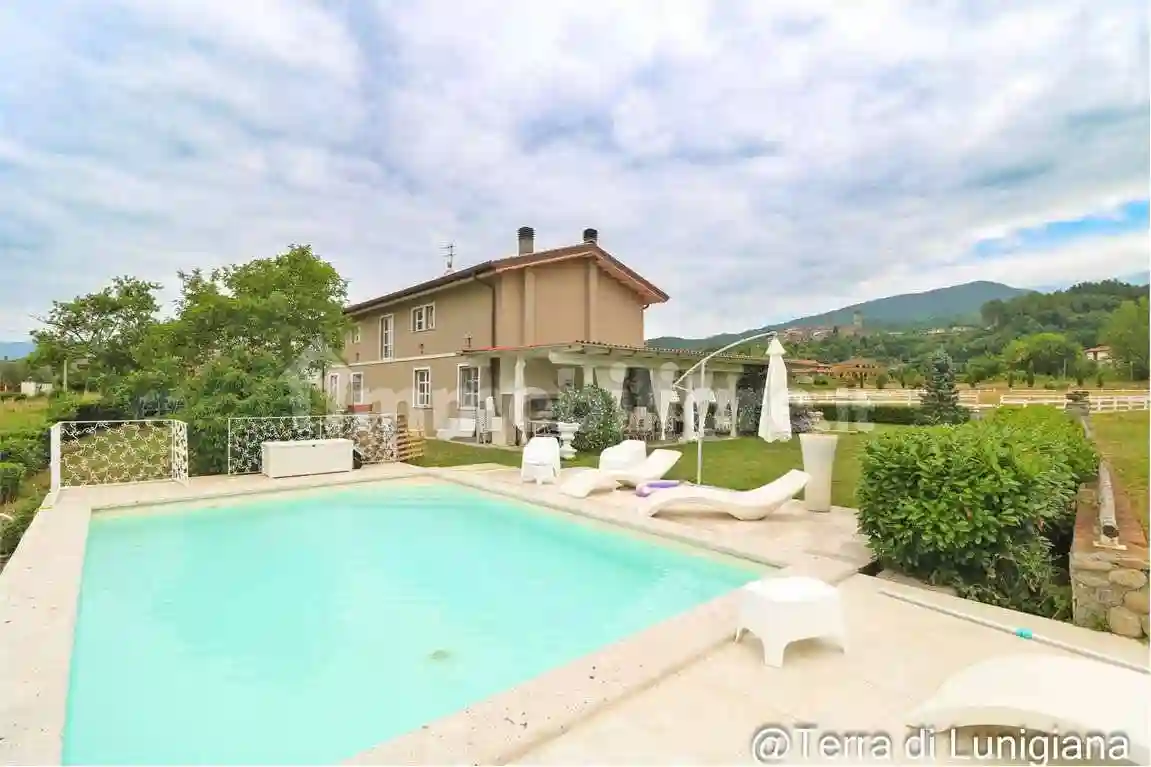 Villa - foto 3