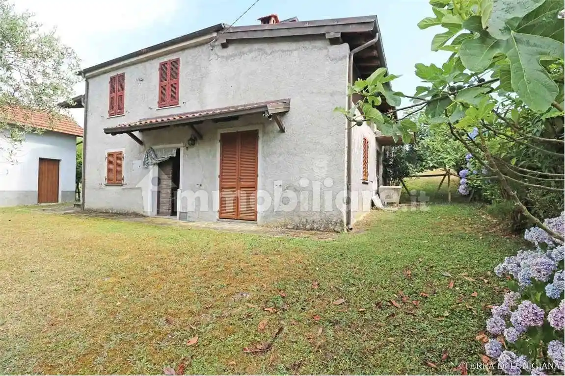 Casa indipendente in vendita a Bagnone