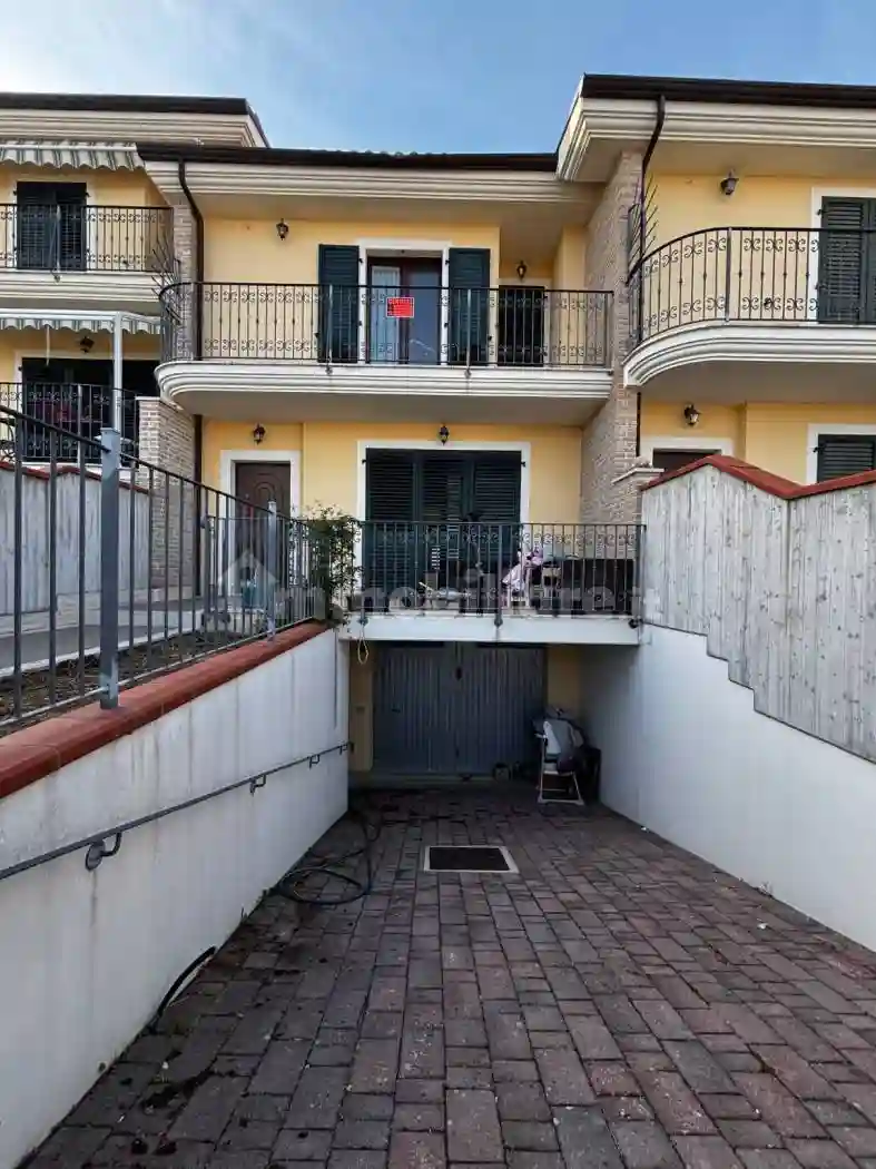 Villetta a schiera - foto 2