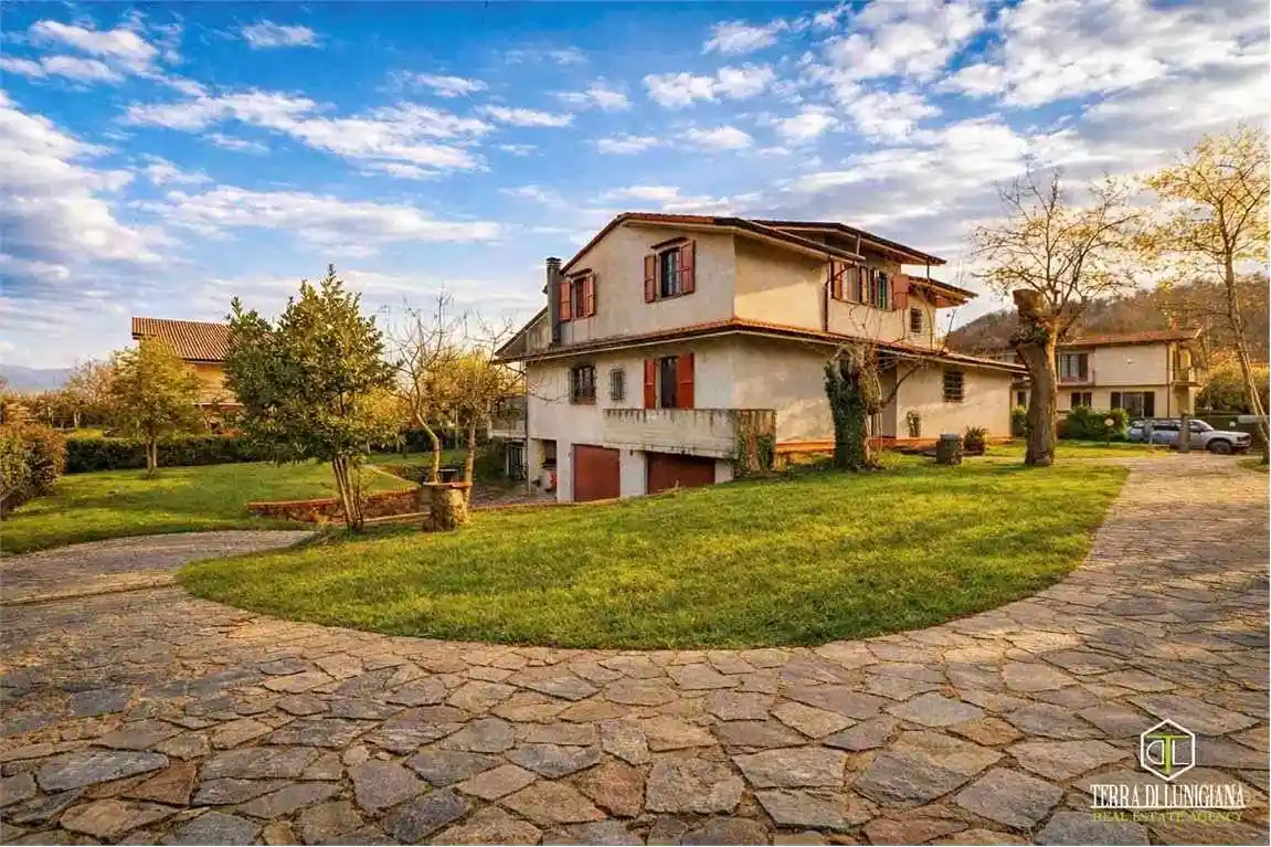 Villa in vendita a Pontremoli