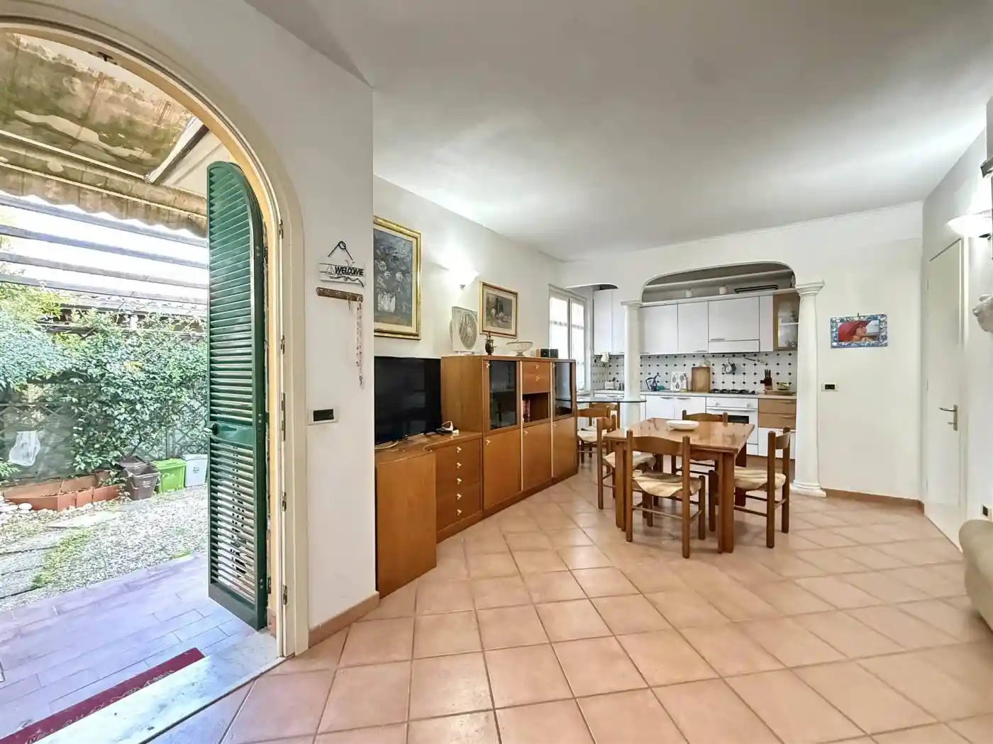 Casa indipendente in vendita a Massa