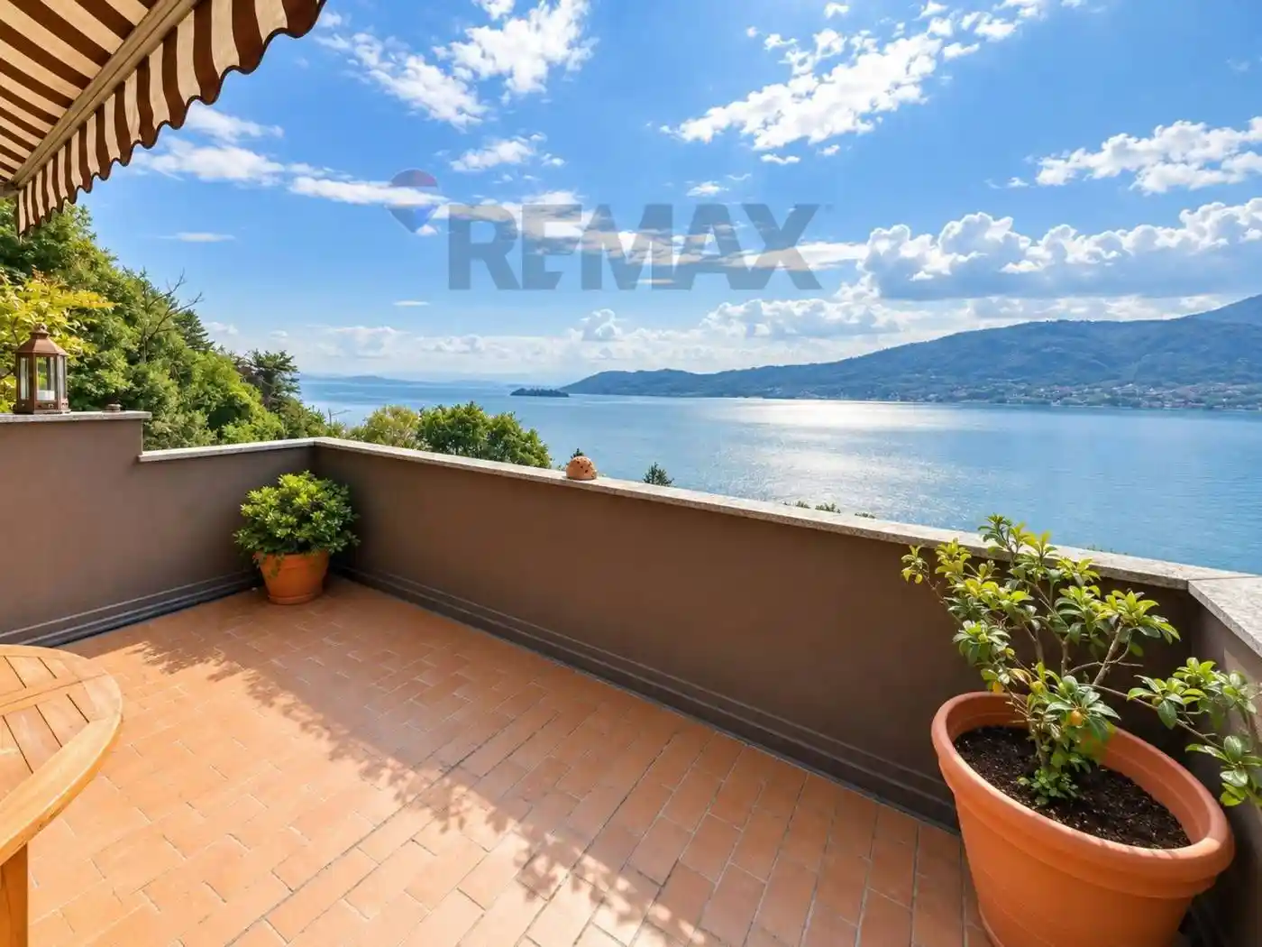 Appartamento in vendita a Verbania
