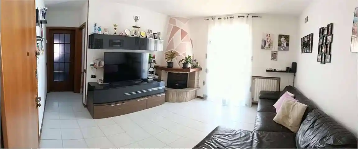 Appartamento in vendita a Figino Serenza