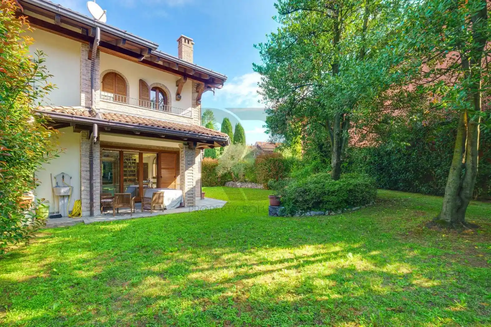 Villa in vendita a Tradate