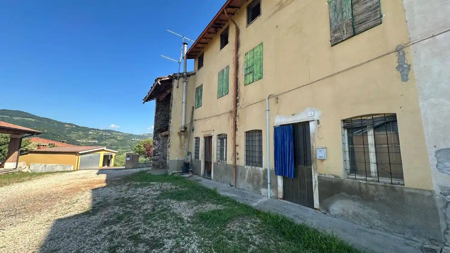 Casa indipendente in vendita a San Giovanni Ilarione