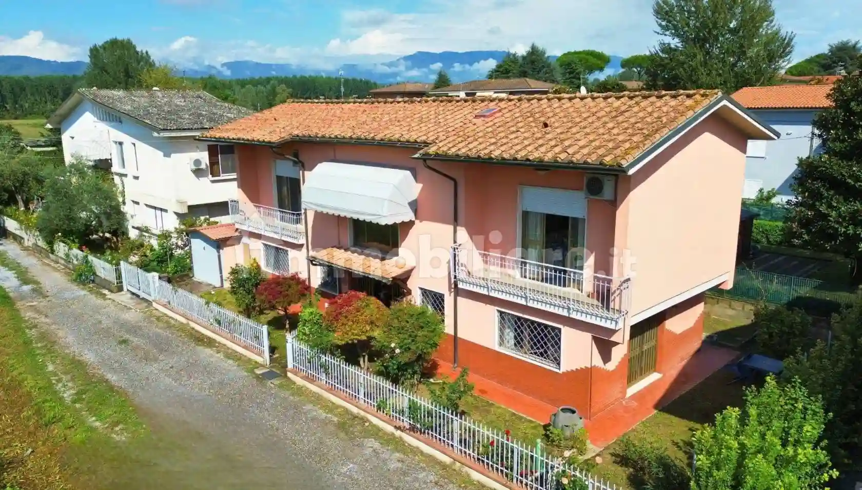 Villa - foto 3