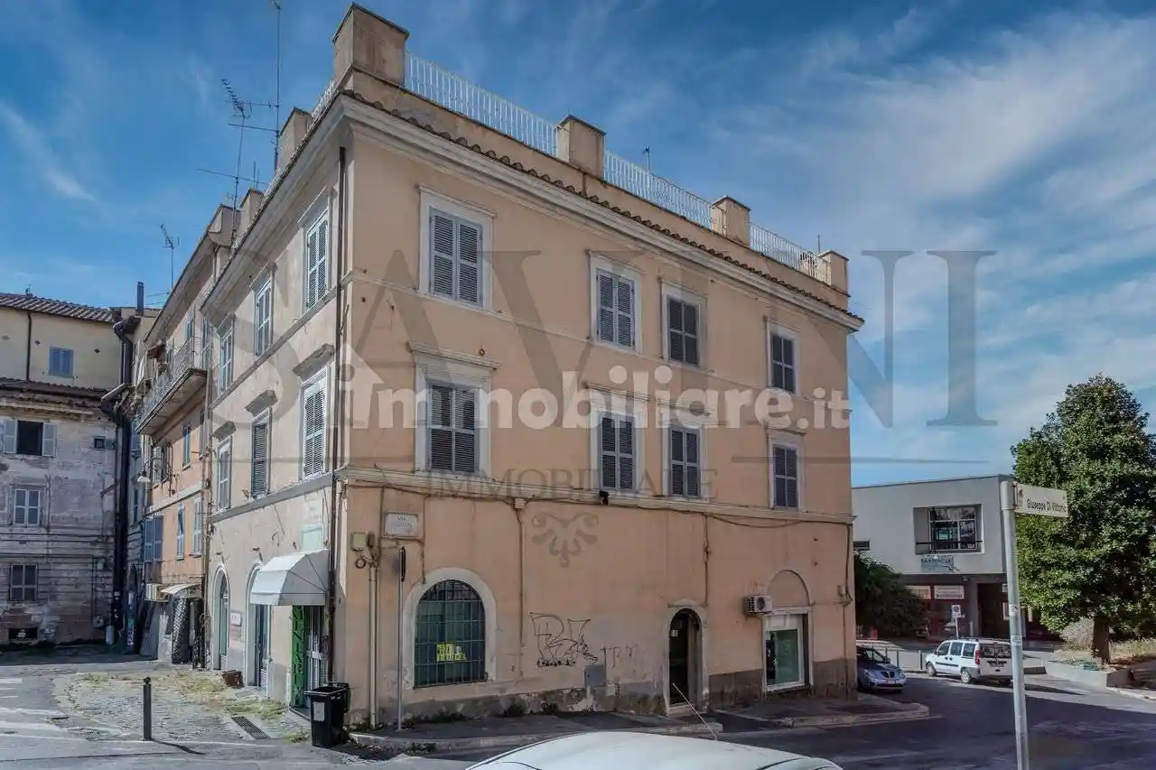 Appartamento in vendita a Genzano di Roma