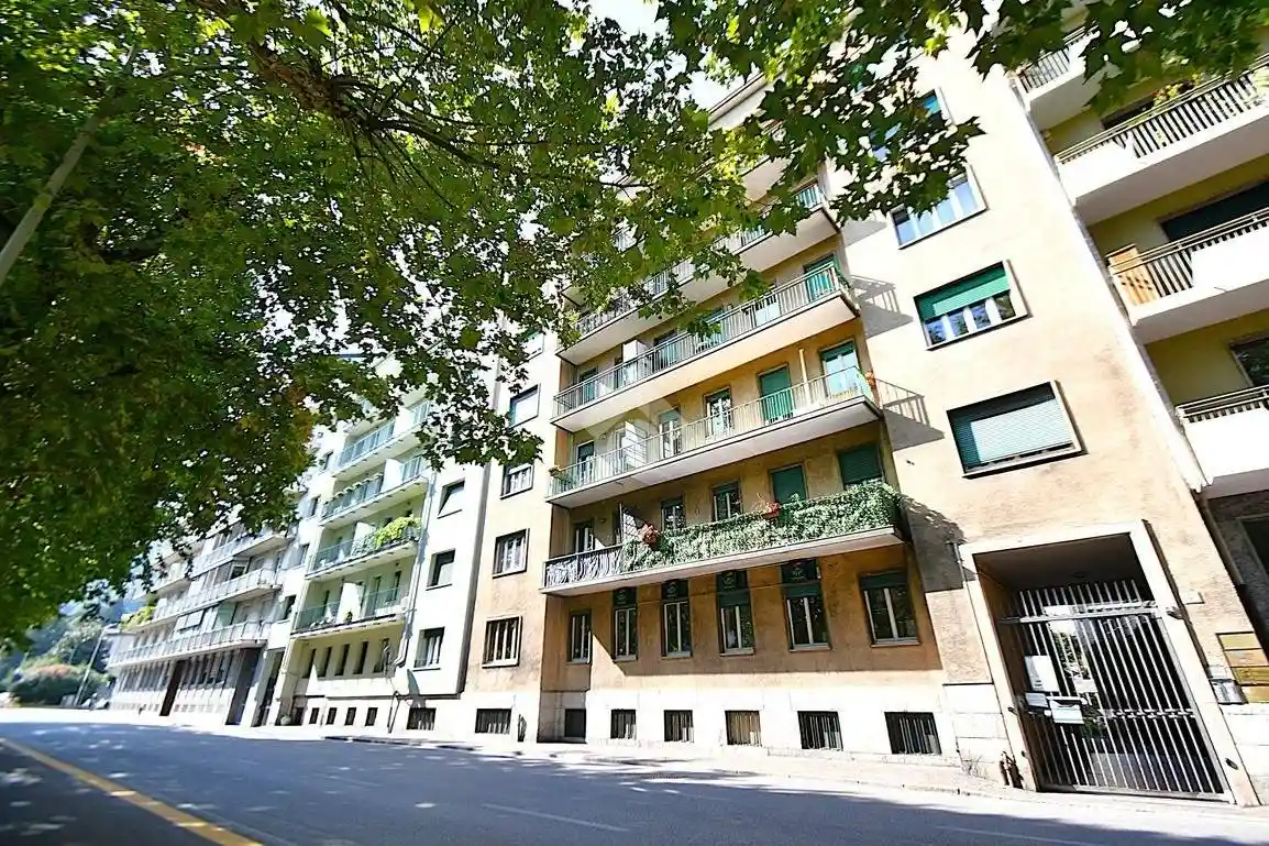Appartamento in vendita a Como