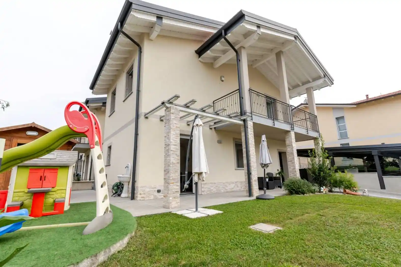 Villa in vendita a Venegono Superiore