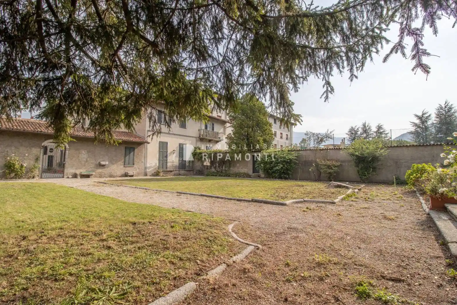 Appartamento in affitto a Valmadrera