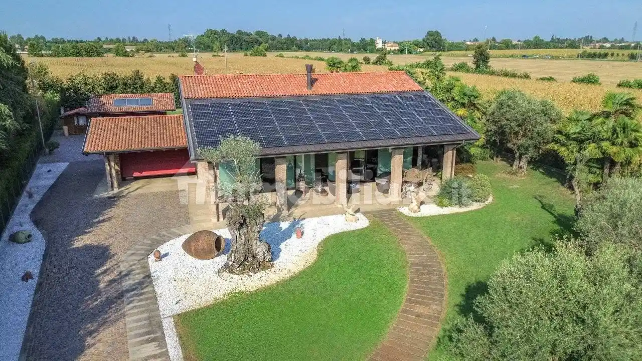 Villa in vendita a Abano Terme