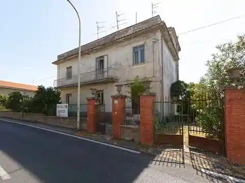 Villa in vendita a Vitorchiano
