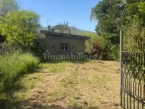 Rustico - Casale in vendita a Viterbo