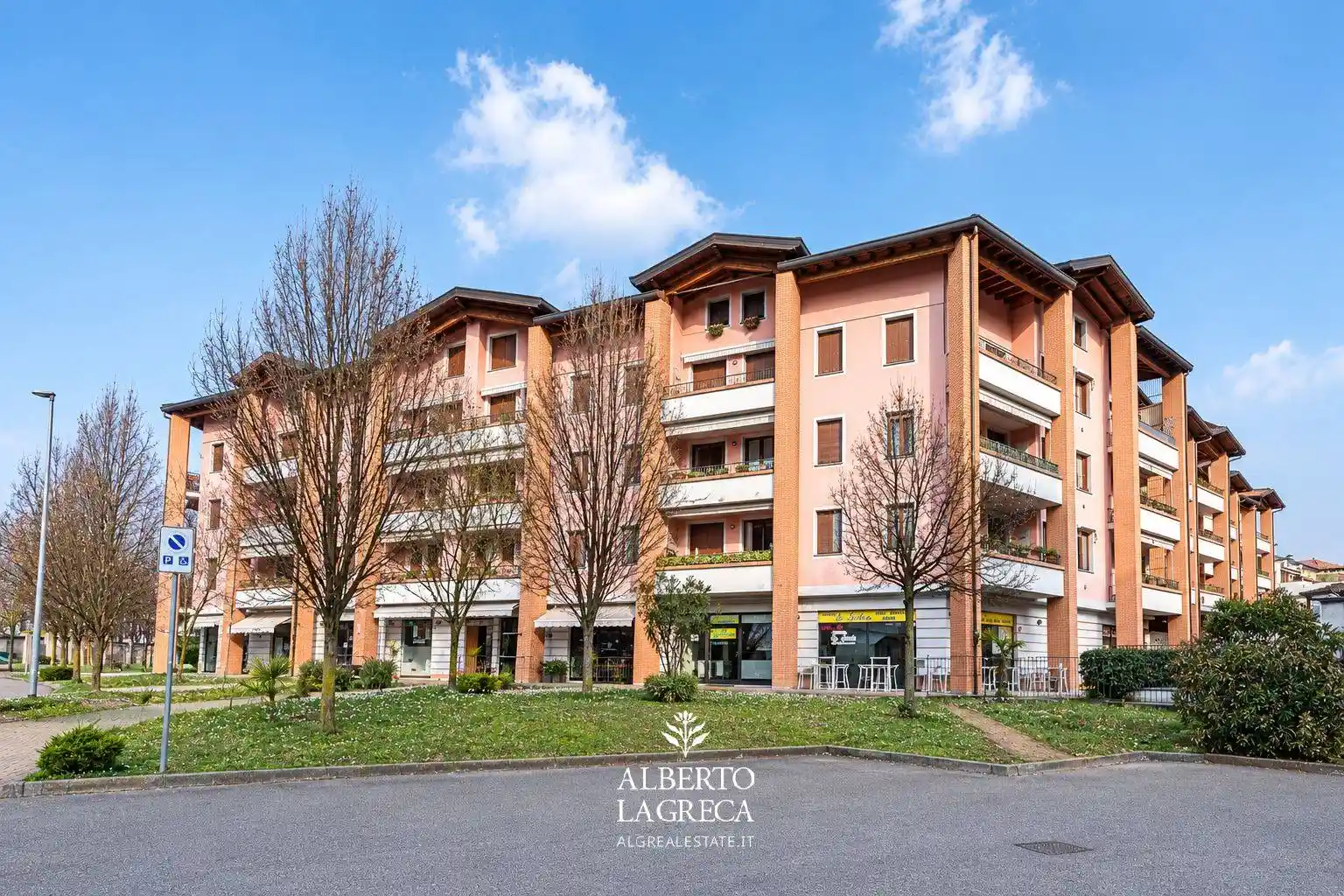 Appartamento in vendita a Besana in Brianza
