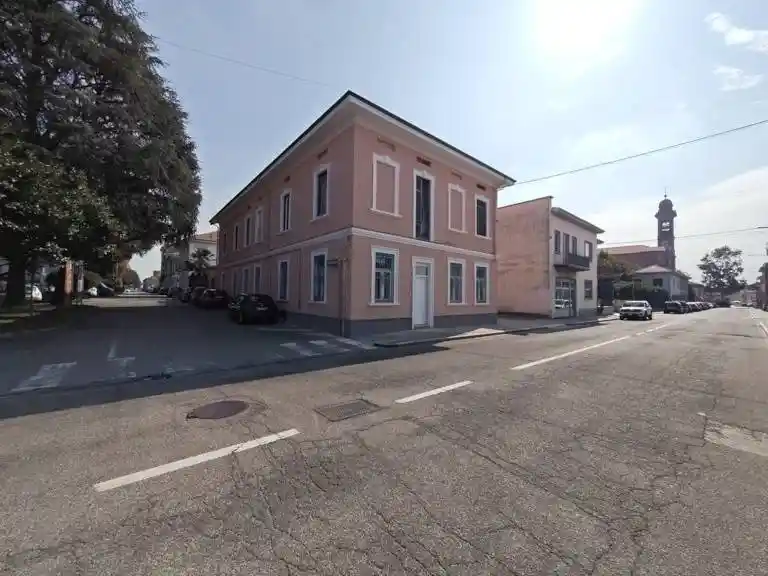 Appartamento in vendita a Samarate