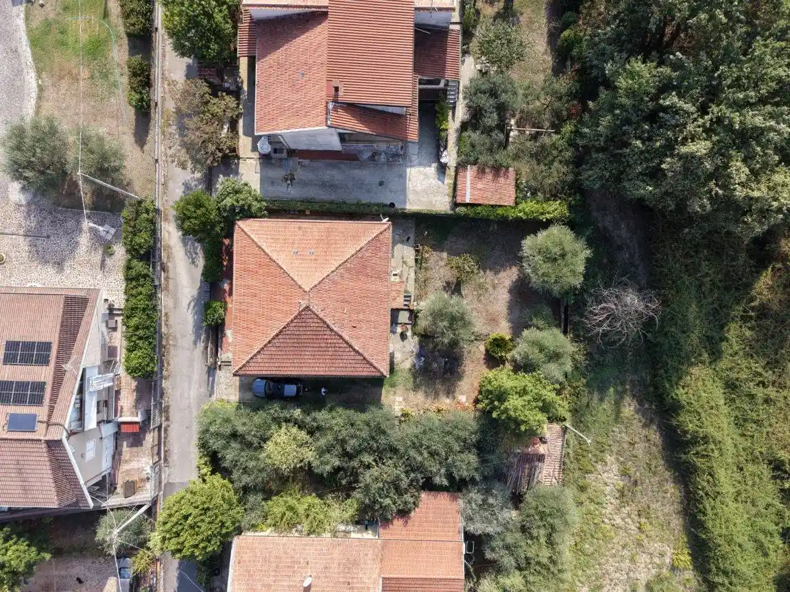 Casa indipendente in vendita a Frosinone