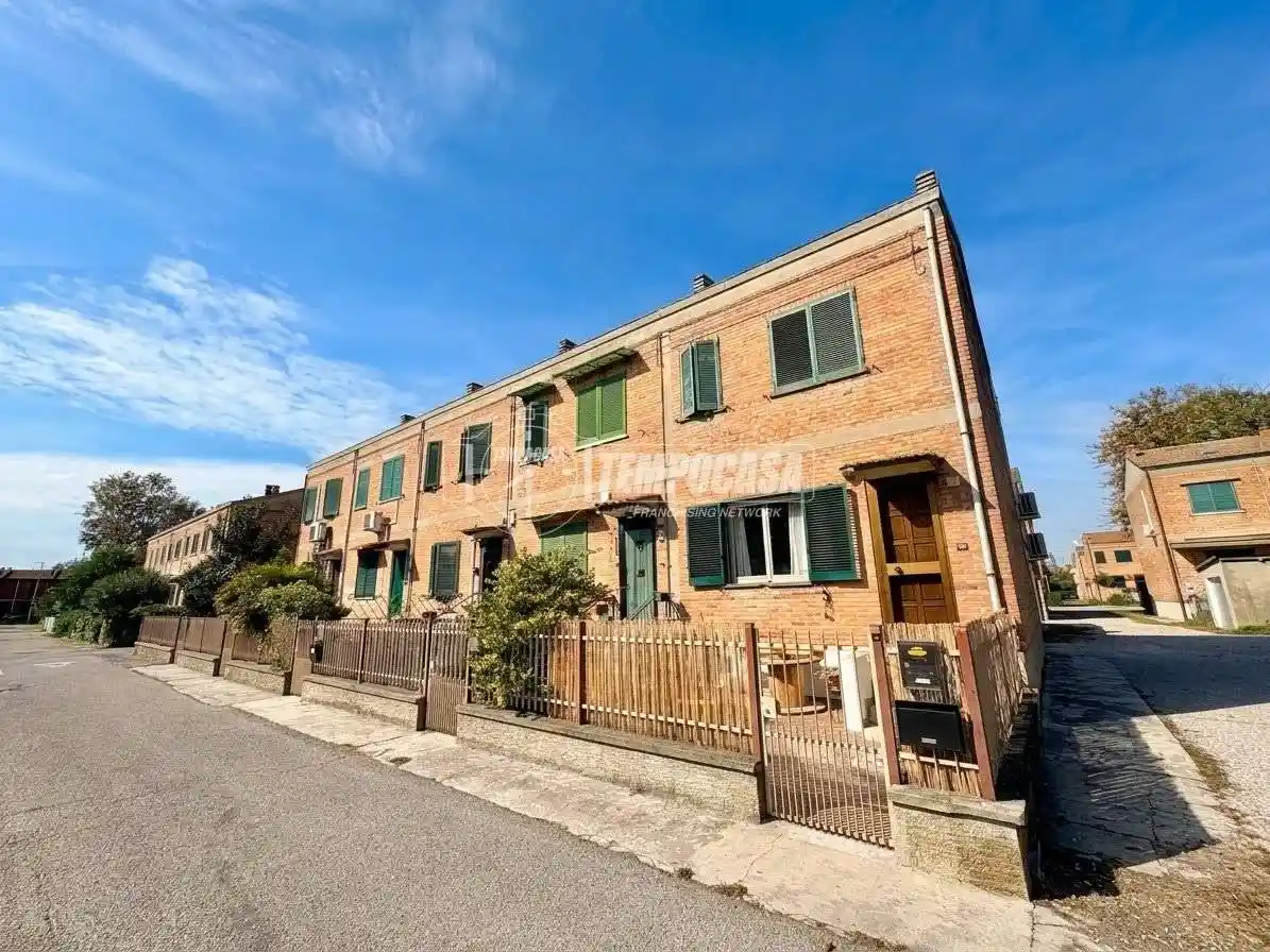 Casa indipendente in vendita a Ferrara
