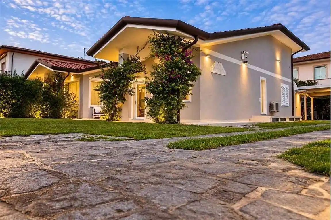 Casa indipendente in vendita a Forte dei Marmi