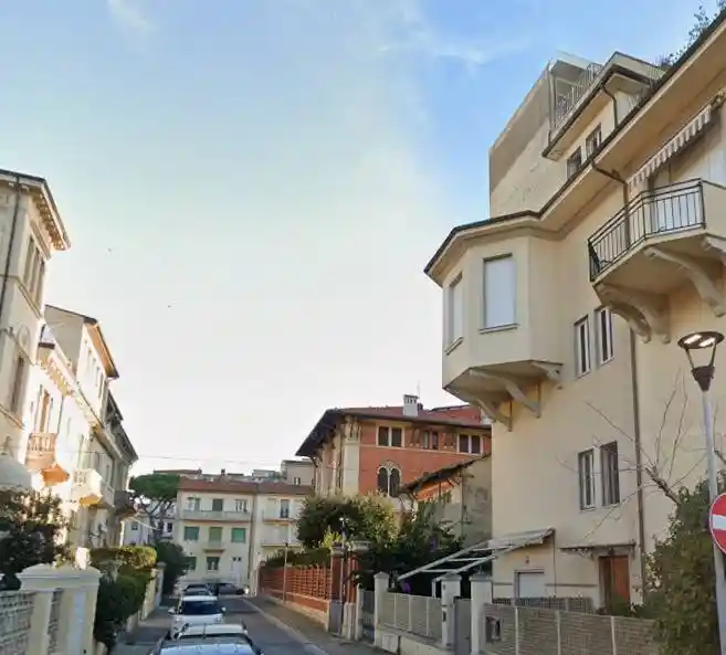 Appartamento in vendita a Viareggio