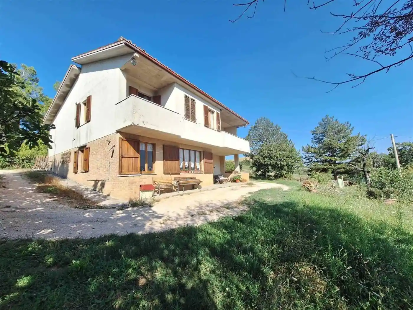 Casa indipendente in vendita a San Severino Marche