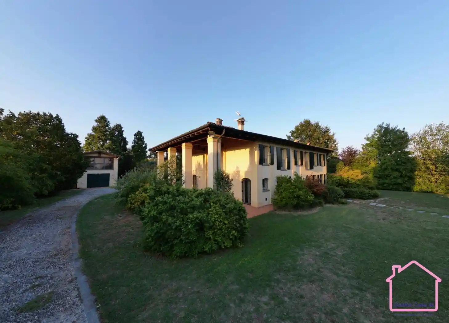 Villa in vendita a Castelfranco Emilia