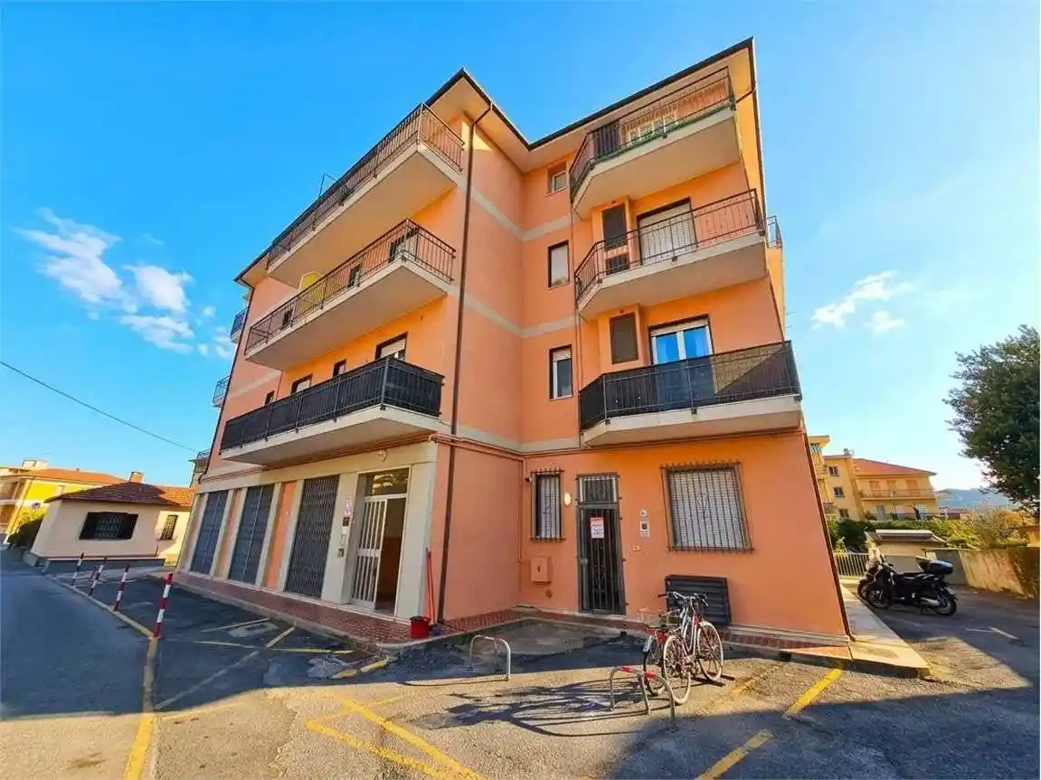Appartamento in vendita a Diano Marina
