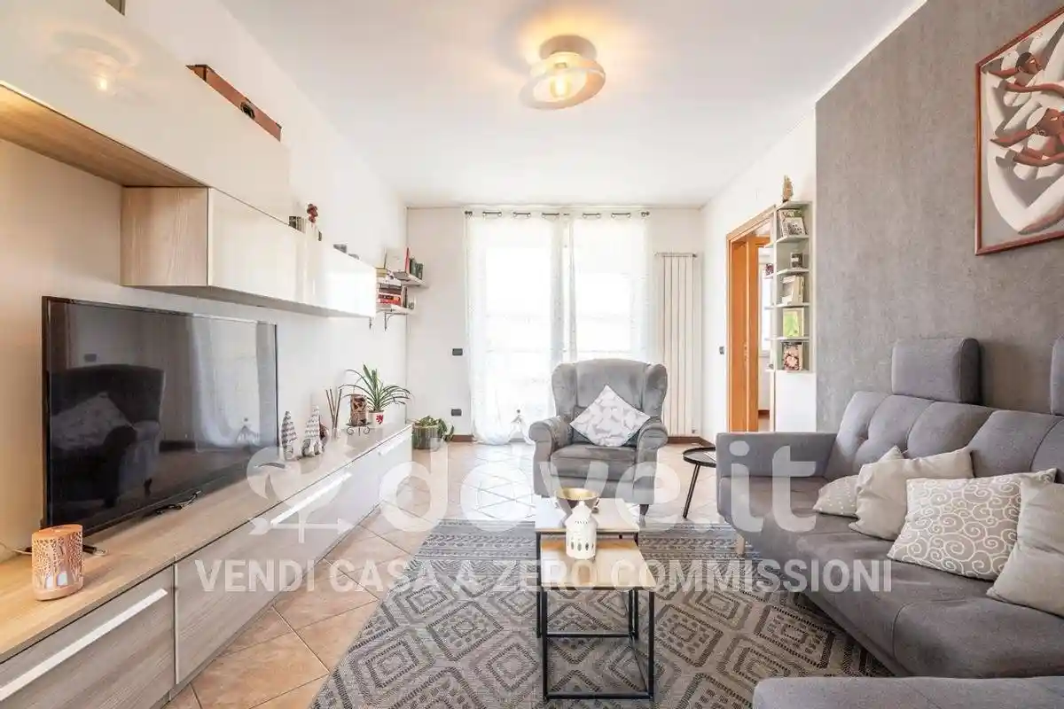 Appartamento in vendita a Mozzate
