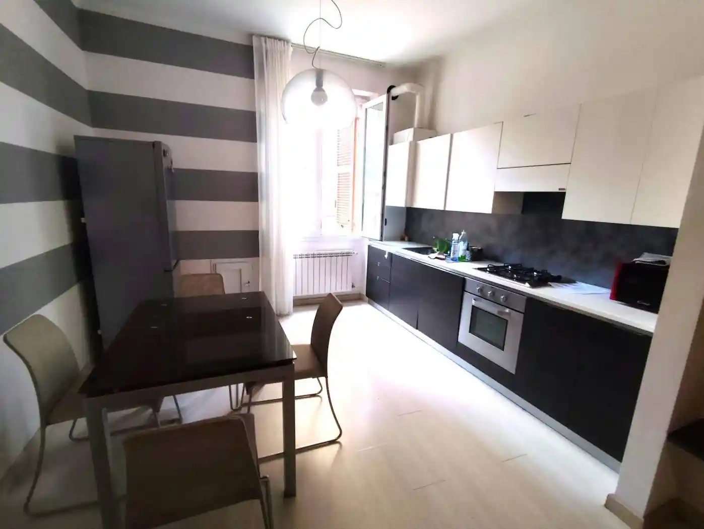 Appartamento in vendita a Genova