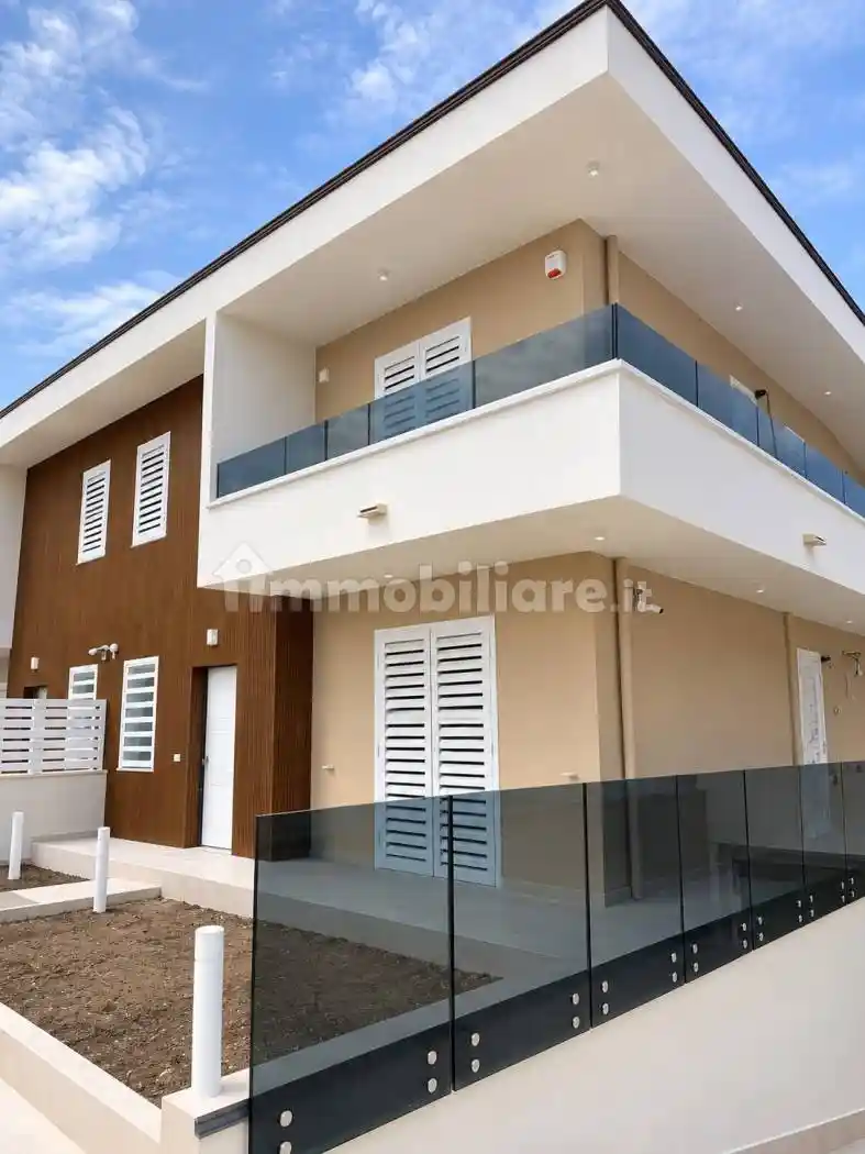 Villa in vendita a Parete