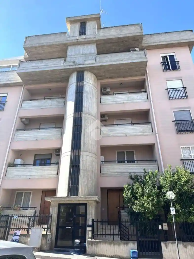 Appartamento in vendita a Canosa di Puglia