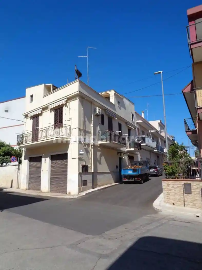 Casa indipendente in vendita a Palo del Colle