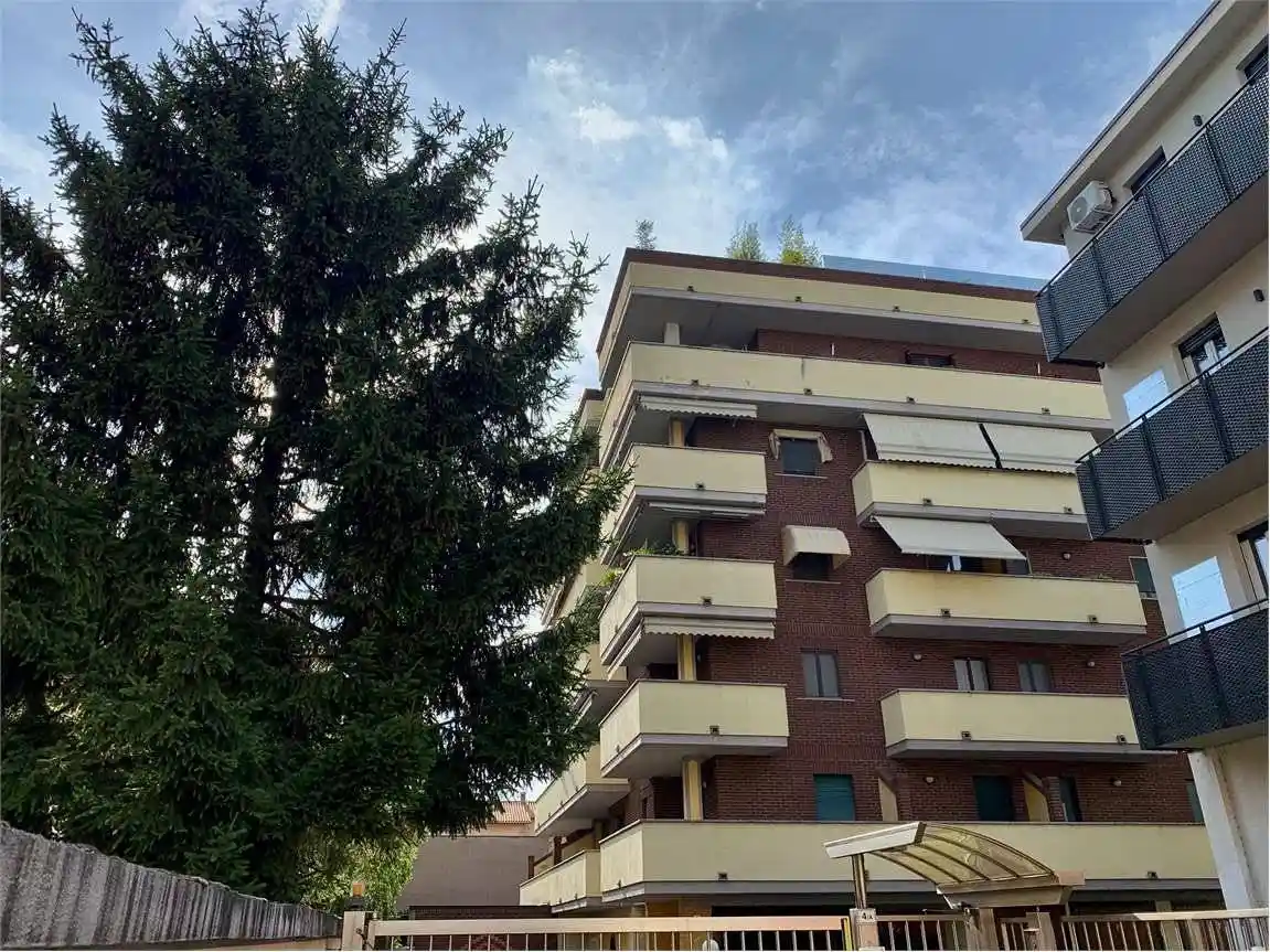 Appartamento in vendita a Novara