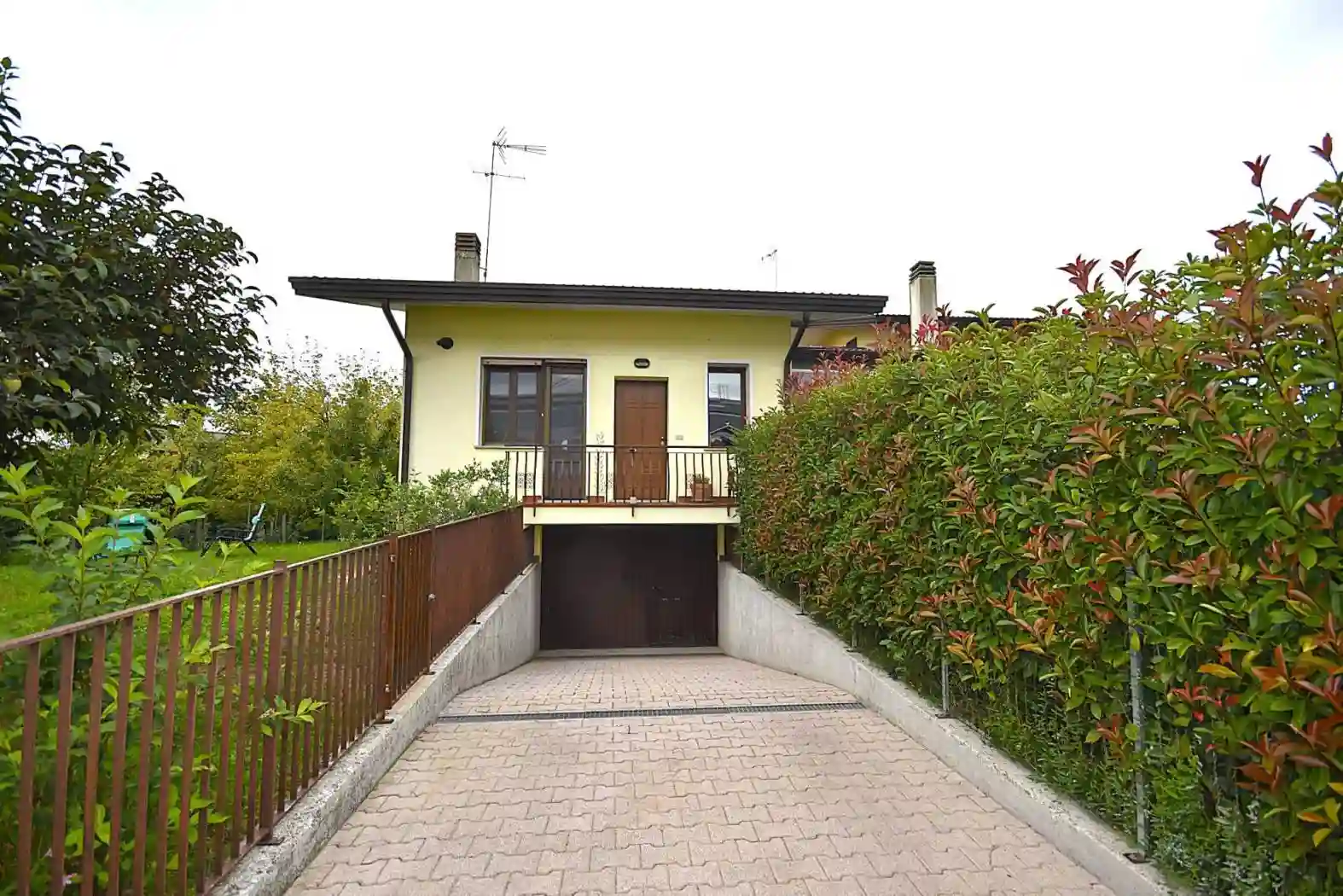 Villa - foto 2