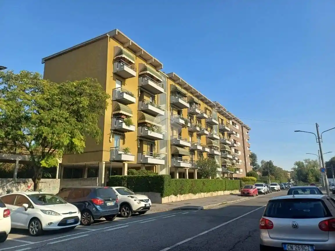 Appartamento in vendita a Brescia