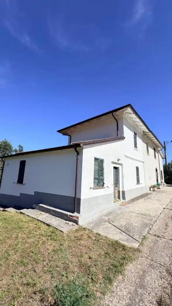Rustico - Casale in vendita a Bardi