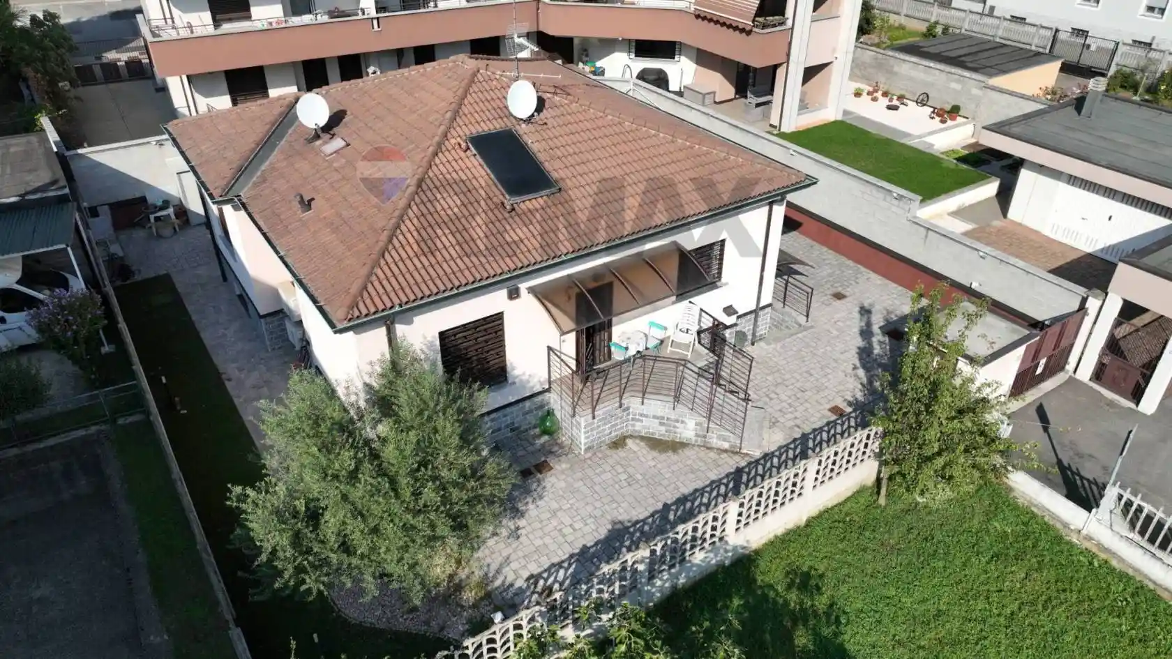 Villa in vendita a Lainate